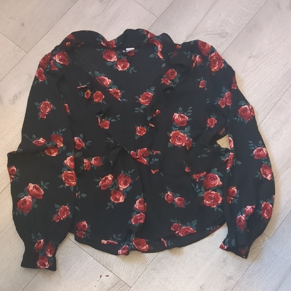 Floral Black and Red Women's Top